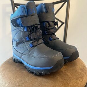 DSG Kids' Black and Blue Snow Boots